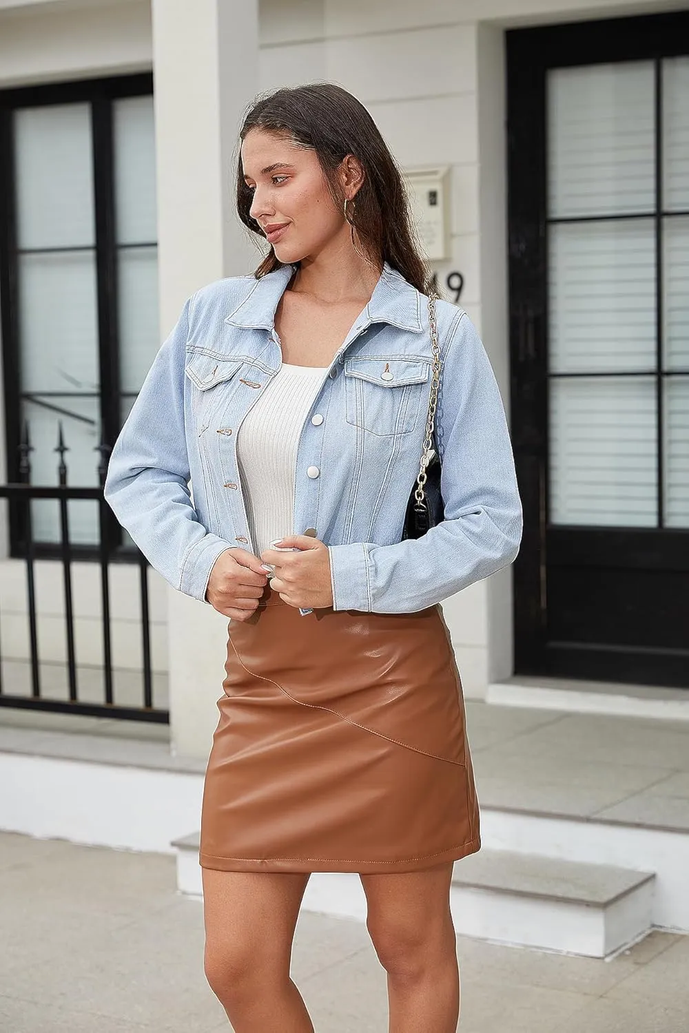 andy & natalie Women's Denim Jackets Cropped Long Sleeve Basic Button Down Crop Jean Shacket with Pockets
