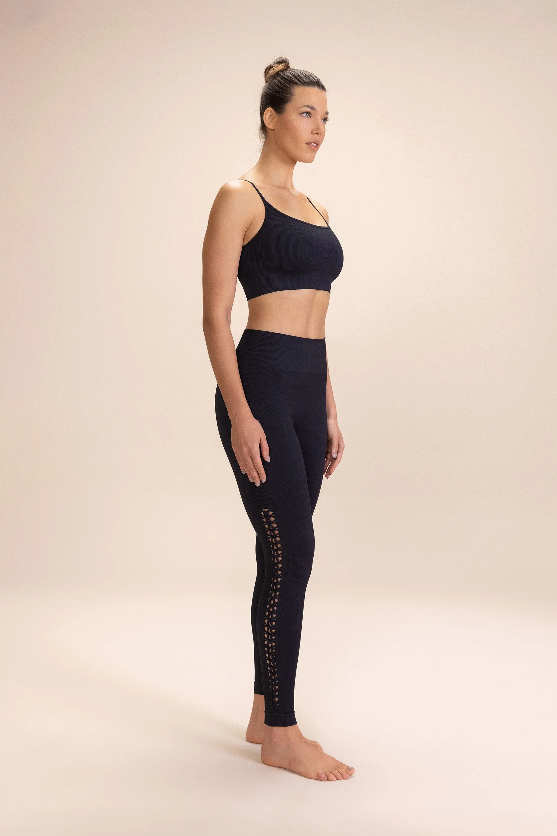 Explore Seamless Leggings