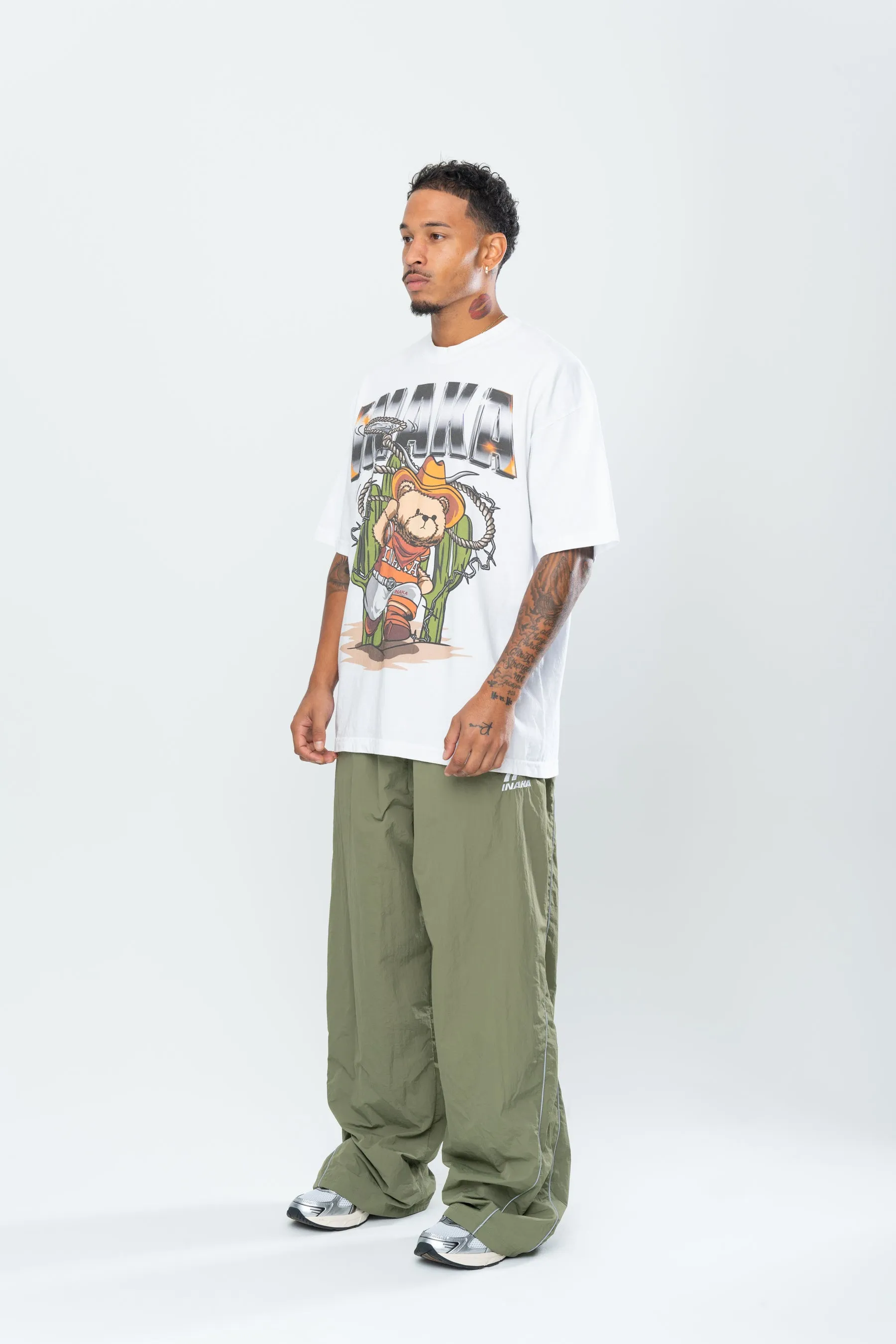 INAKA HOOK ‘EM TEDDY - WHITE