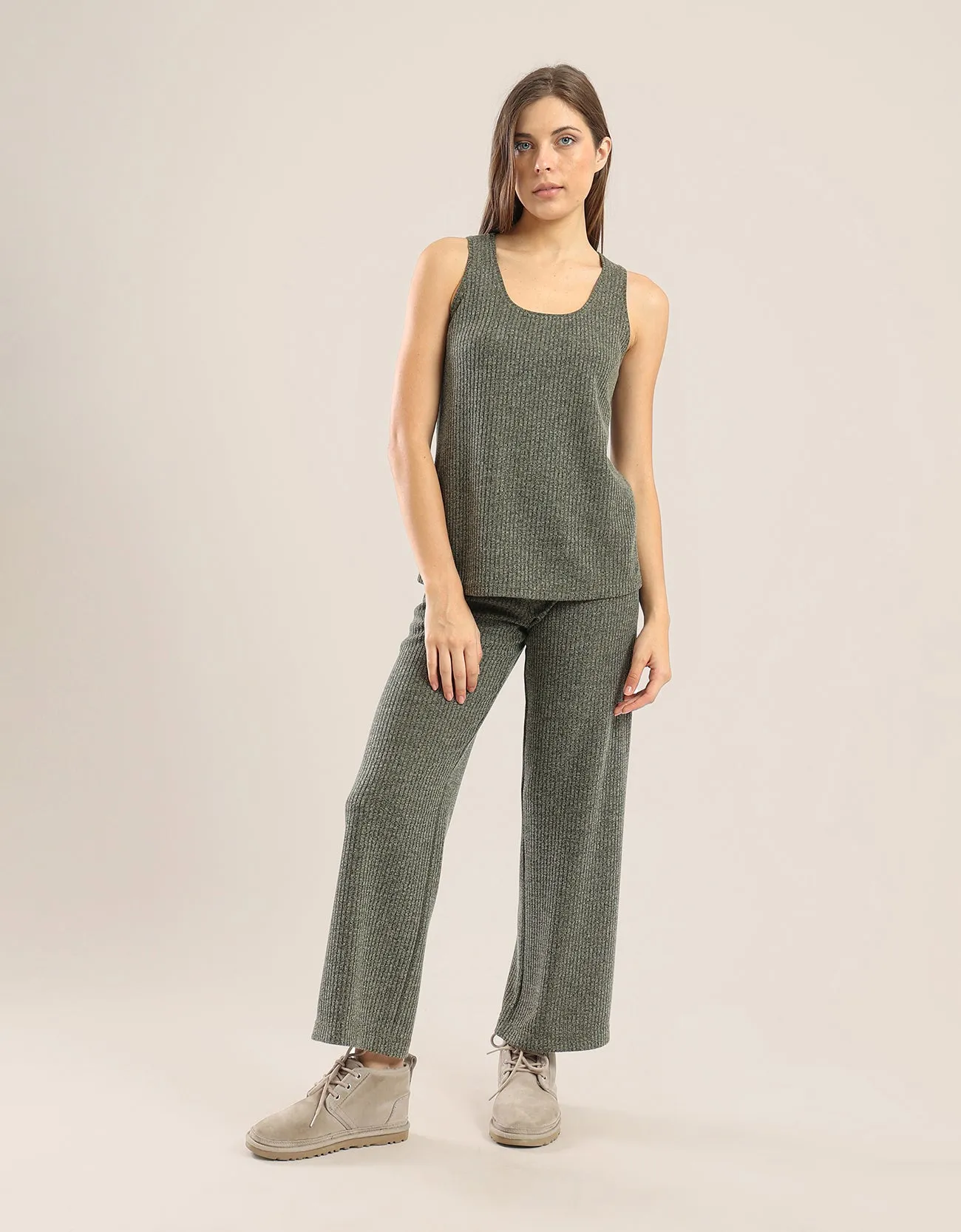 Tank top in ribbed tricot with round neckline and sleeveless