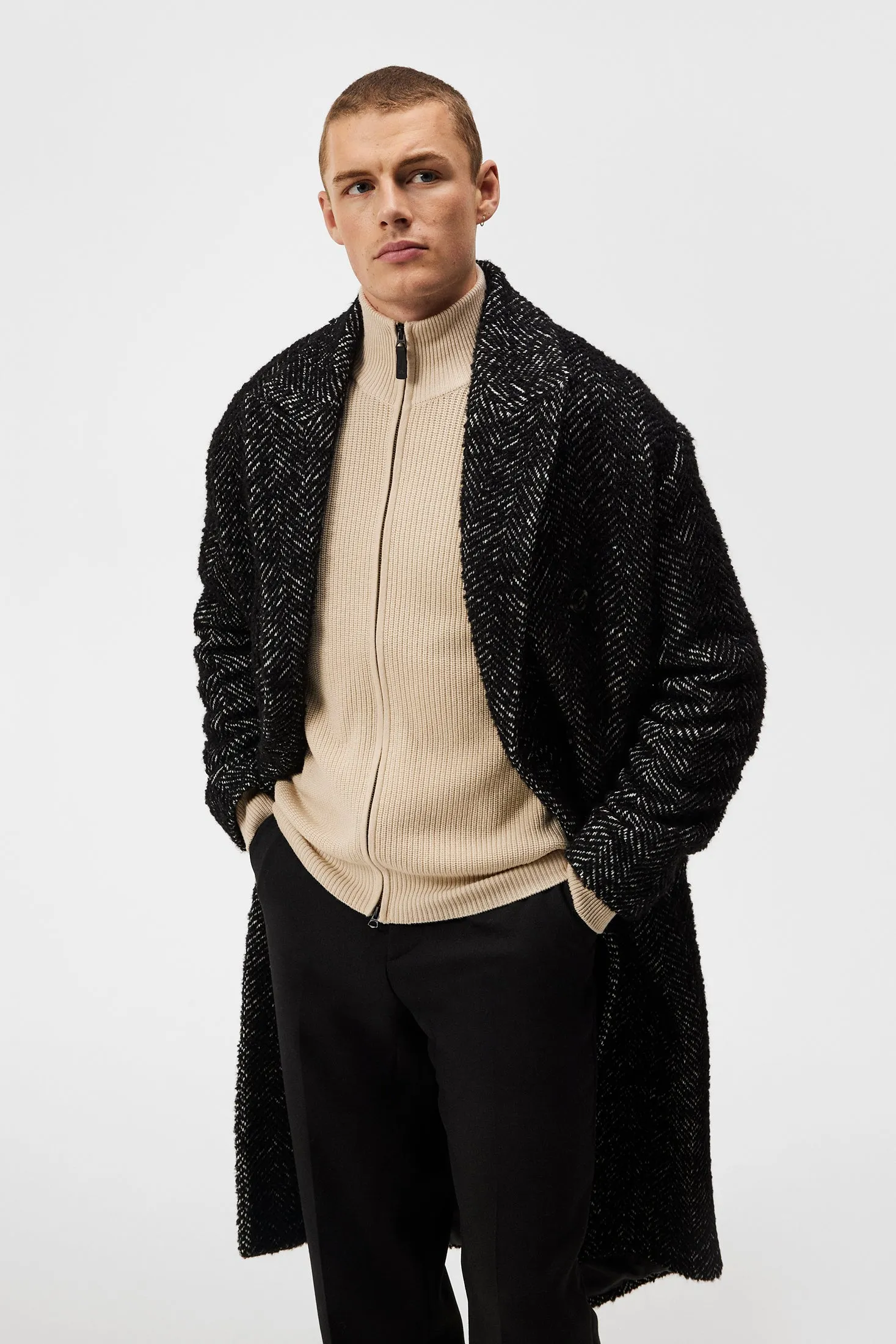 Willy Herringbone Coat / Black Melange