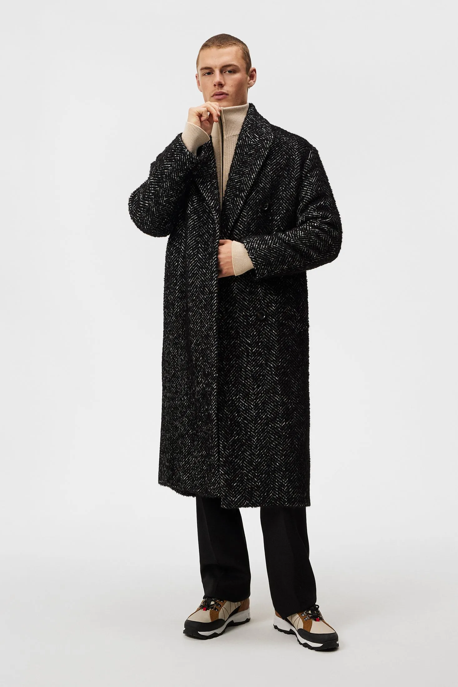 Willy Herringbone Coat / Black Melange