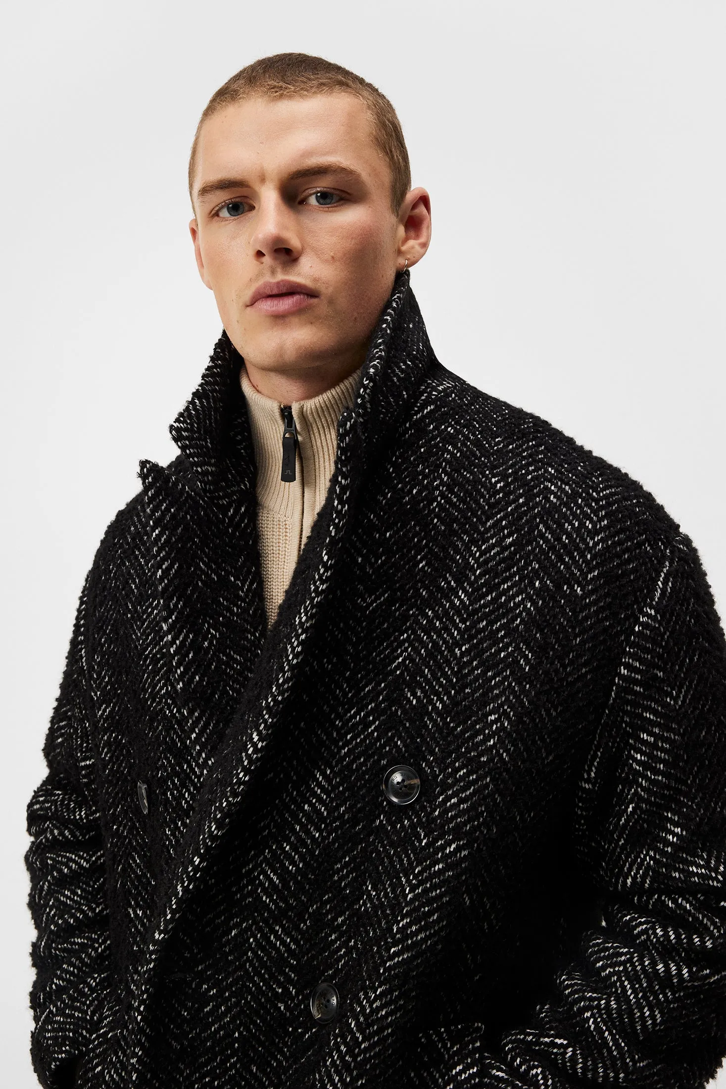 Willy Herringbone Coat / Black Melange